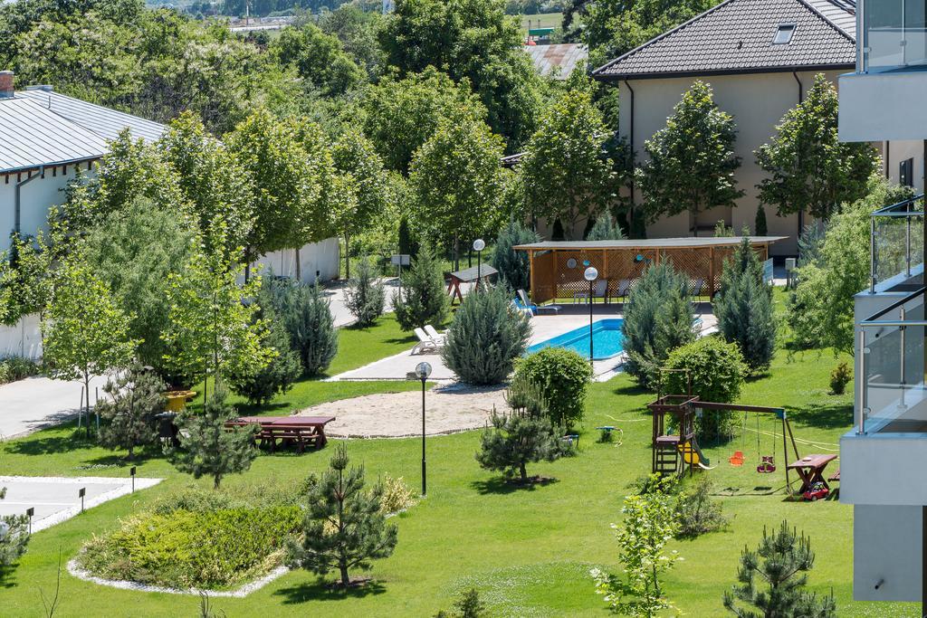 Bucharest Airport Suites & Villas Otopeni Exterior foto
