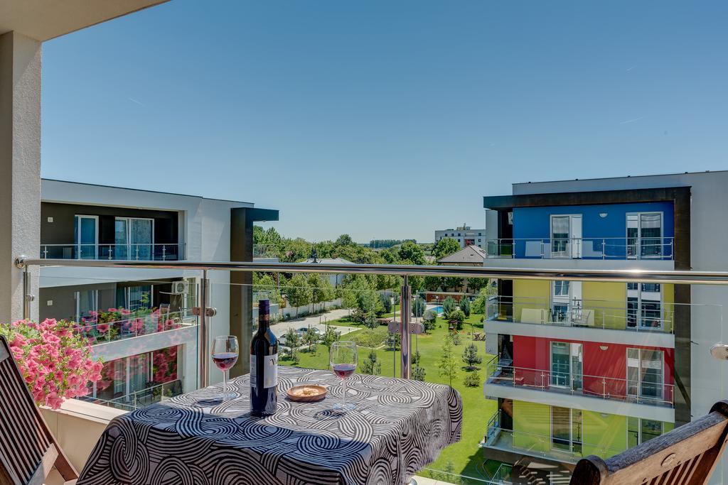 Bucharest Airport Suites & Villas Otopeni Exterior foto
