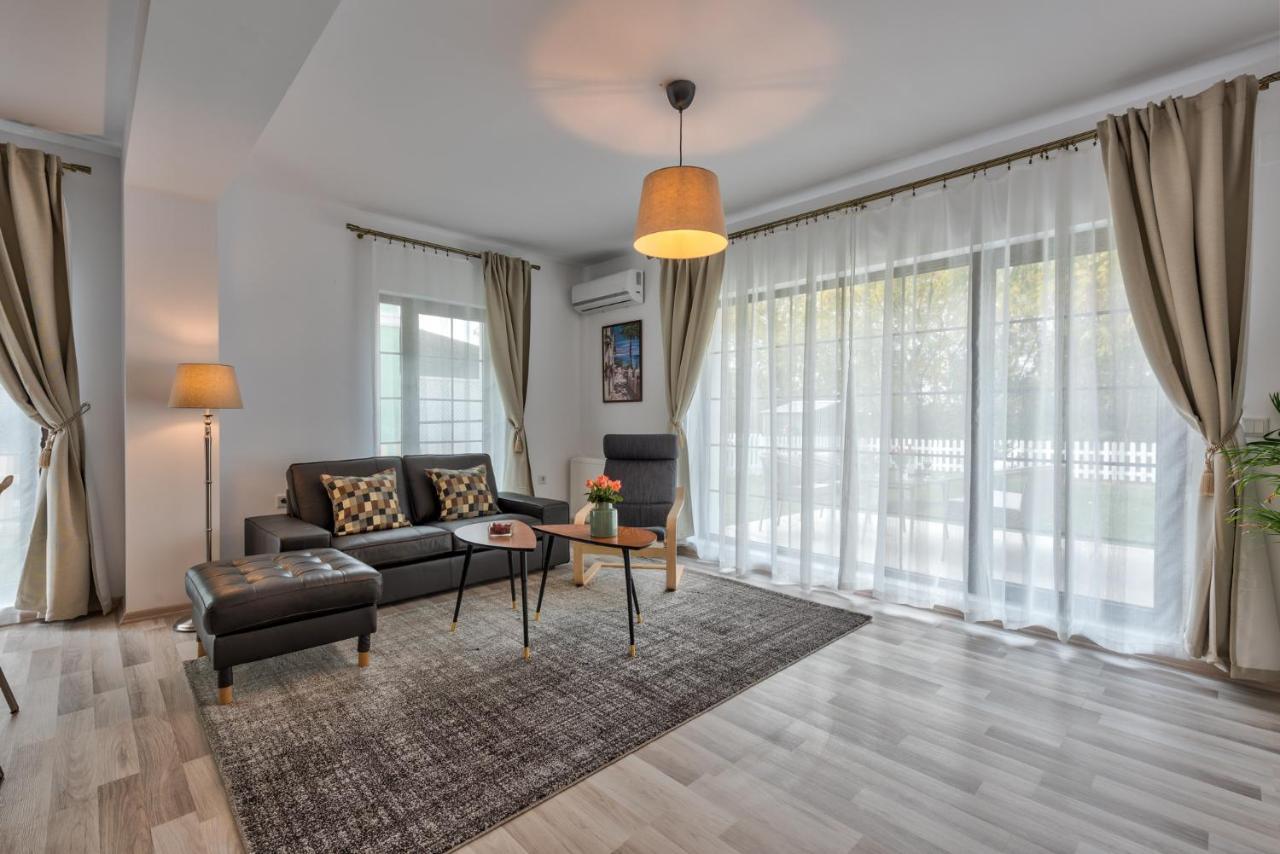 Bucharest Airport Suites & Villas Otopeni Exterior foto